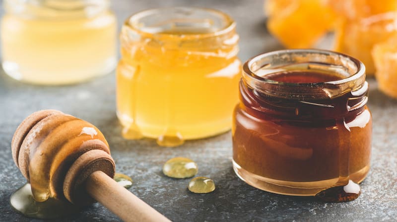 عسل کوهی خوزستان محصولی طبیعی با عطر گیاهان بومی